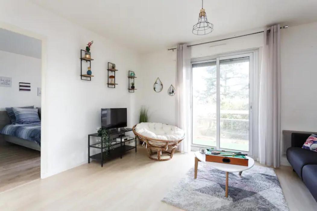 Appartement Cozy : 10/15 Min Des Champs Elysee Сартрувиль Экстерьер фото