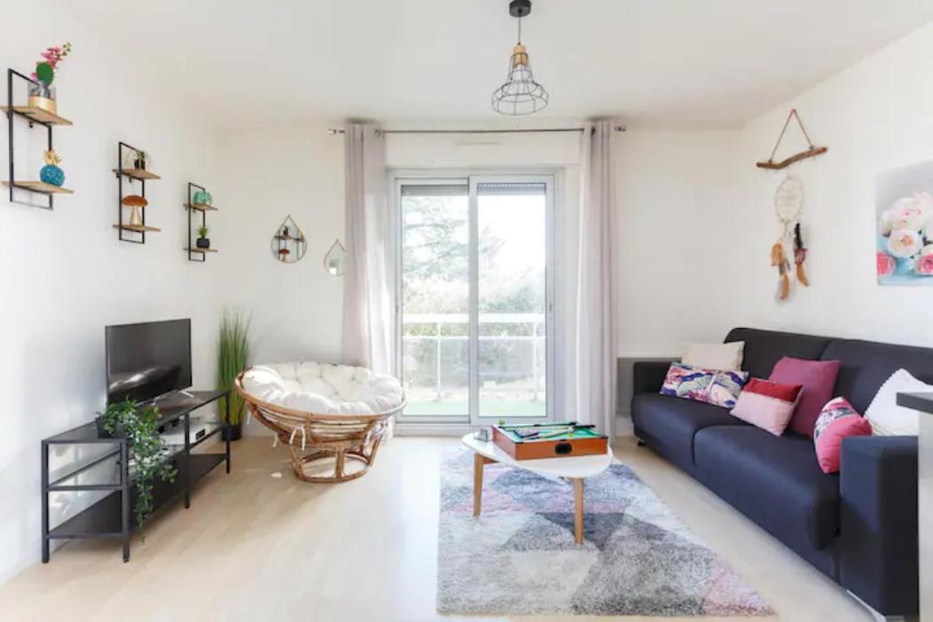 Appartement Cozy : 10/15 Min Des Champs Elysee Сартрувиль Экстерьер фото